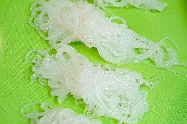 簡単 しらたき小結 おでん鍋煮物に レシピ 作り方 By だんどり亭 クックパッド 簡単おいしいみんなのレシピが355万品
