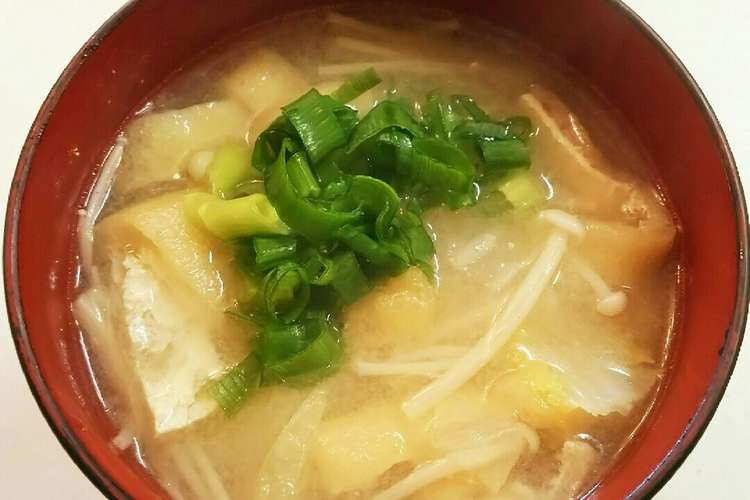 白菜とえのきと油揚げの味噌汁 レシピ 作り方 By Msgnb1 クックパッド