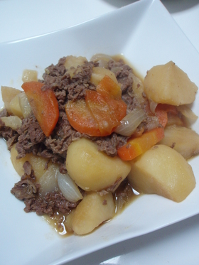 我が家の肉じゃが(牛肉)☆