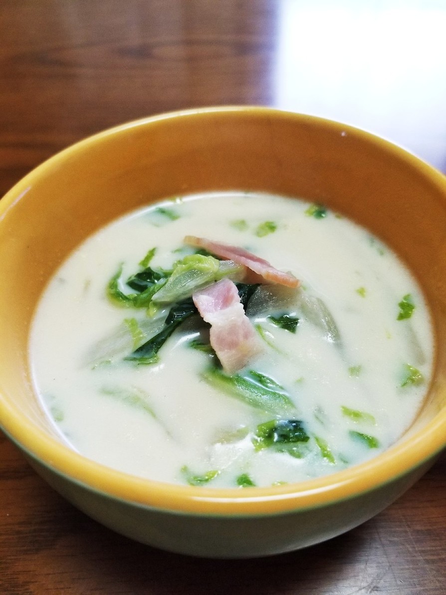 ☆白菜とベーコンの豆乳味噌スープ☆の画像