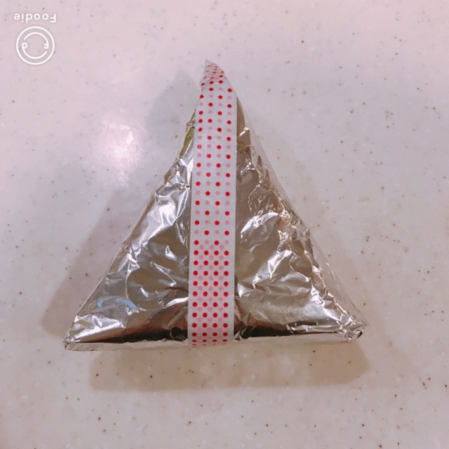 容器使用で 失敗しない コンビニおにぎり レシピ 作り方 By クックまいななパパ クックパッド 簡単おいしいみんなのレシピが355万品