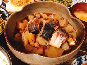 10分メイン料理☆鯖缶とこんにゃくの煮物
