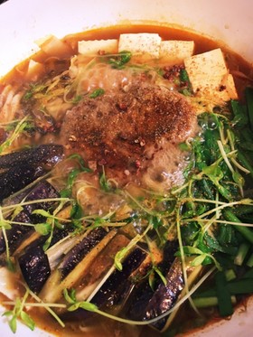 麻辣なす煮込みハンバーグ鍋