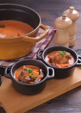 ルーいらず!牛すね肉のトマトシチュー
