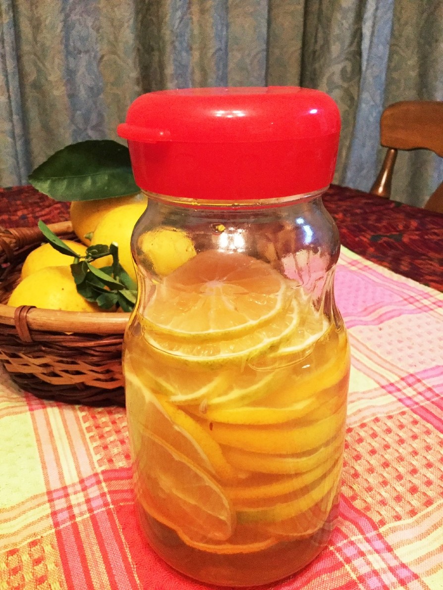 今年の我が家のレモンで蜂蜜漬け！の画像