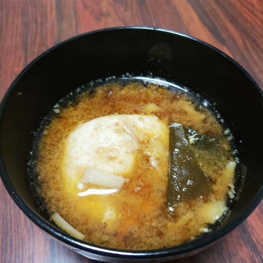 ポーチドエッグ☆あったか味噌汁の画像