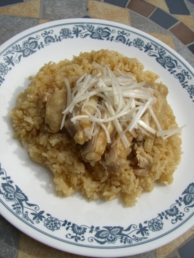 炊飯器におまかせ♪焼肉のタレde鶏肉ご飯