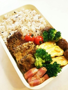 お弁当(11/24)塩鯖のパン粉焼き