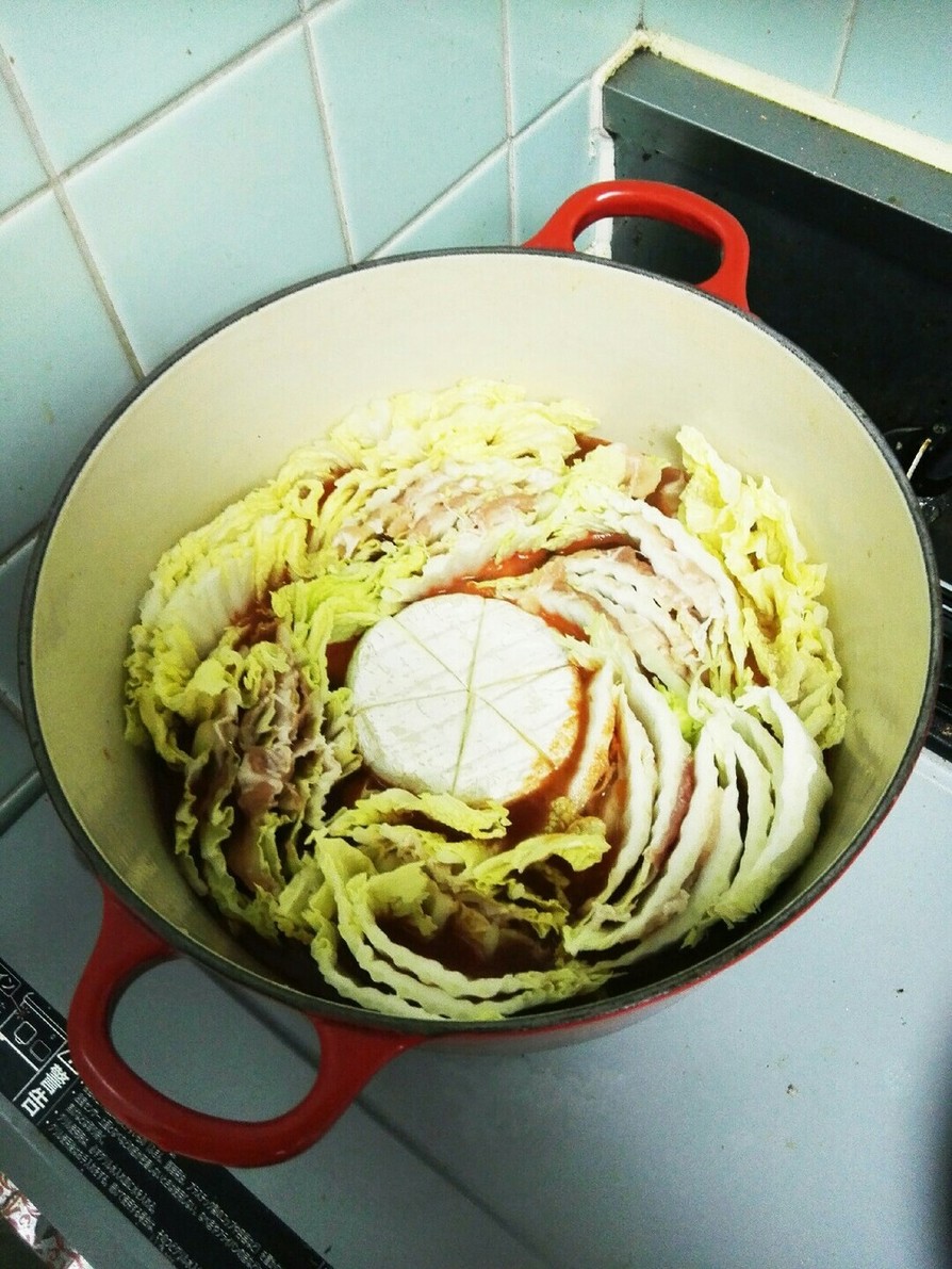 カマンベールチーズのトマトミルフィーユ鍋の画像
