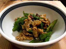 豚肉と万願寺とうがらしの甘辛煮
