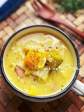 かぼちゃと白菜の豆乳コンソメスープ♪♪