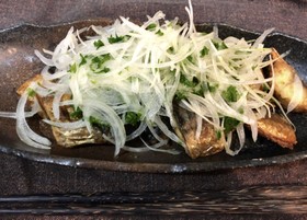 塩サバでさっぱりオニオンサラダ