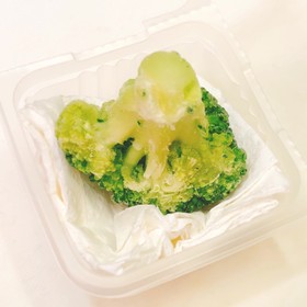 お弁当の冷凍ブロッコリーを綺麗に解凍技♡