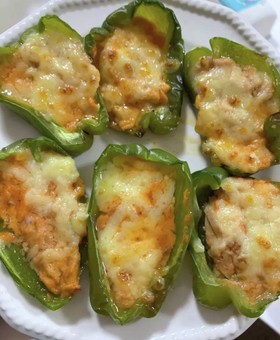 ピーマンのツナチーズ焼き♡