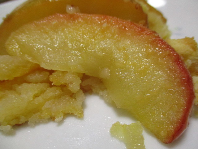 北海道チーズ蒸しケーキでリンゴケーキ♪の画像