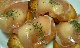 モッツァレラと生ハムのブルスケッタ☆