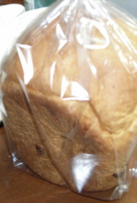 国産強力粉でノンオイル食パン（HB）