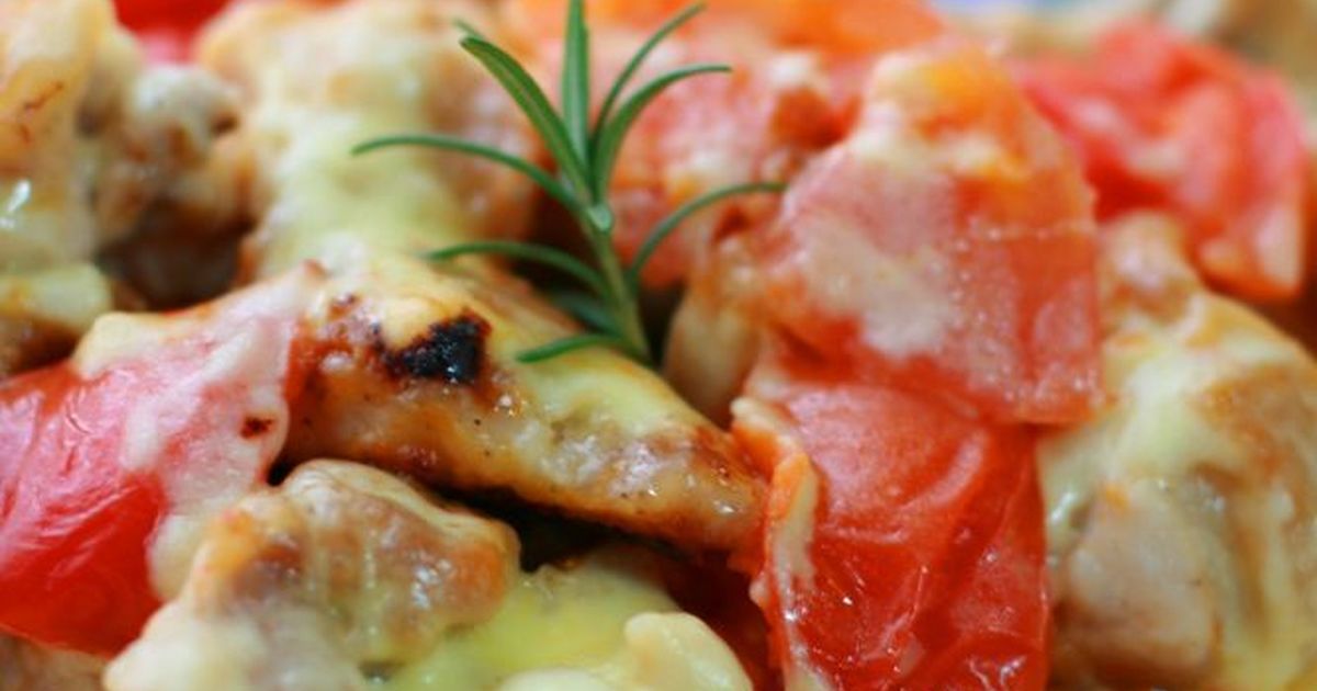 ガーリック、チーズ、トマトのひと口パンのレシピ