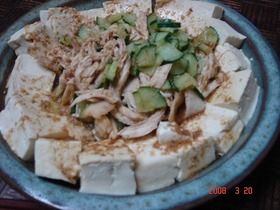 豆腐とササミの胡麻ダレサラダ