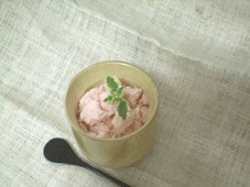 トマトのアイスクリームの画像