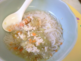 離乳食・中期■鶏とお野菜のそうめん