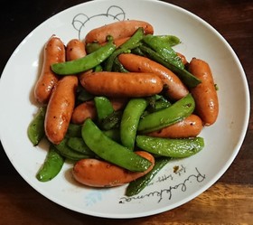 スナップえんどうのセロリ塩炒め
