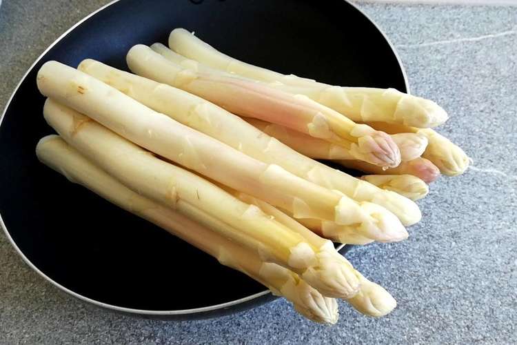 ホワイトアスパラをおいしく食べるために レシピ 作り方 By クミンchan クックパッド 簡単おいしいみんなのレシピが352万品