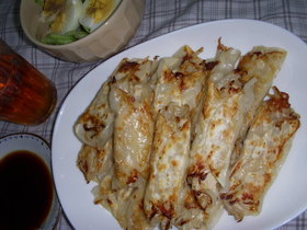 簡単!鶏ミンチでもやしと玉ねぎの棒餃子♪