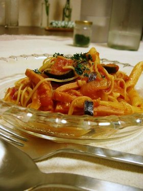 ペンネとカッペリーニのトマトソース