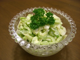 お箸がすすむセロリサラダ☆