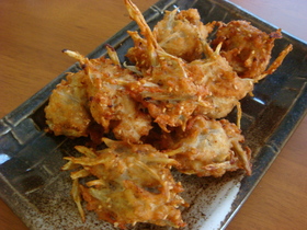鶏肉とごほうのつみれ揚げ