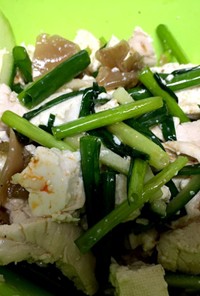 お豆腐とザーサイのピリ辛中華サラダ