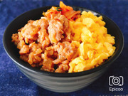 ビビンバ風!豚ひき肉の簡単ピリ辛そぼろ丼の写真