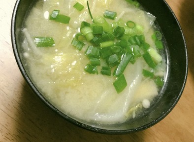 コクうま♡白菜の味噌汁の写真