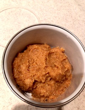 茅乃舎のだしで簡単味噌汁☆丸めて味噌玉