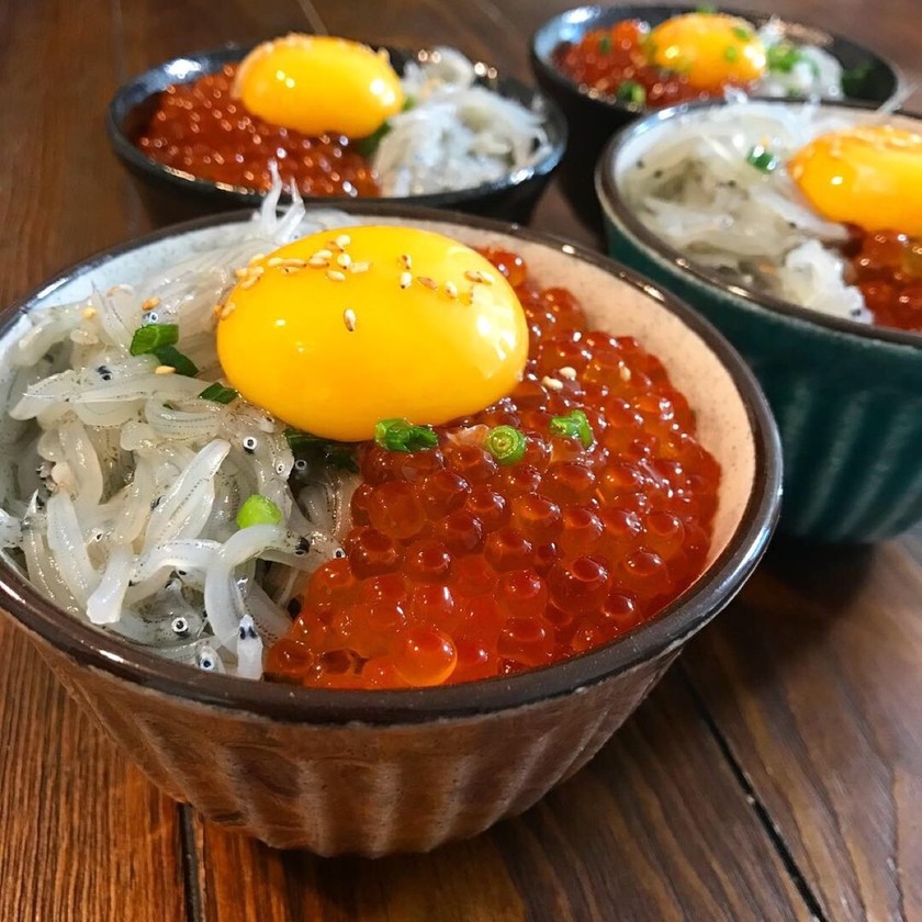 かきこむ美味しさ♡生しらす(いくら)丼 by ★＊RikO＊★ 【クックパッド】 簡単おいしいみんなのレシピが351万品