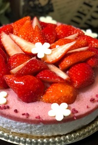 苺のレアチーズケーキ♡冷凍いちごで簡単！