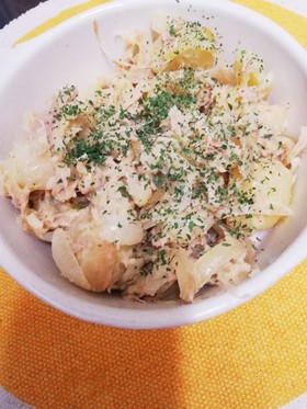 ツナ缶しかない。ツナポテトサラダ