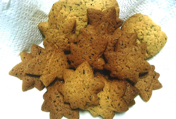 【使いきり】残った紅茶葉で型抜きクッキーの画像