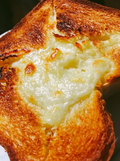 チーズフォンデュトーストの写真