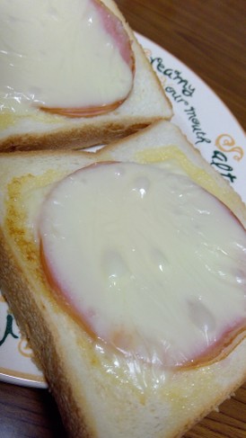 ハムチーズトースト