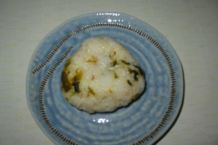 栄養満点 魚味付け缶と高菜のおにぎり レシピ 作り方 By Yukateru226 クックパッド