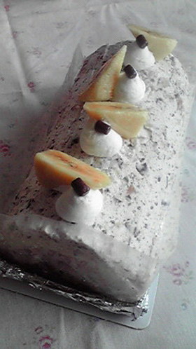 バナナのズコット風ロールケーキ