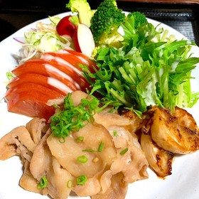 豚バラと蕪のにんにく醤油焼き 野菜色々