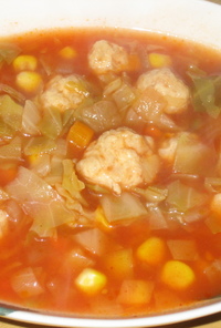 野菜たっぷりの赤いスープ