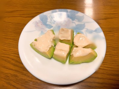 ぶっちゃんディップ【豆腐×アボカド】の写真