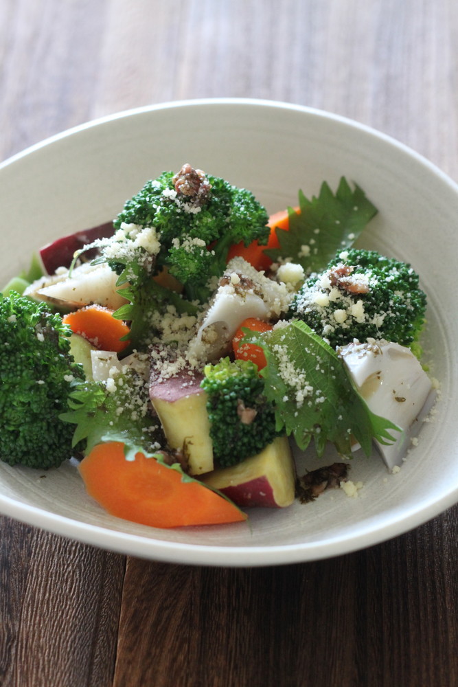 アンチョビドレッシングの夏サラダ レシピ