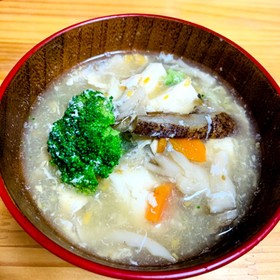 ブロッコリーと豆腐のかきたまスープ