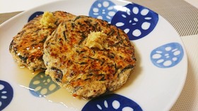 ひじき入り、あんかけ豆腐ハンバーグ