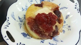 超簡単!クリームチーズと苺のパンケーキ♡